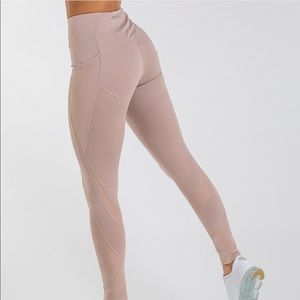 GymShark Sleek Sculpture Leggings